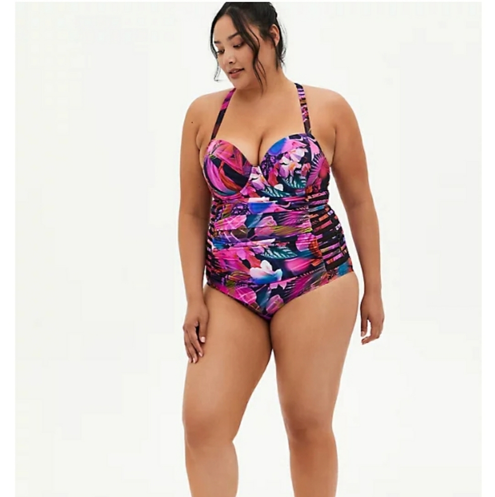 Torrid Lattice Leaves One piece Swimsuit - Picture 2 of 7